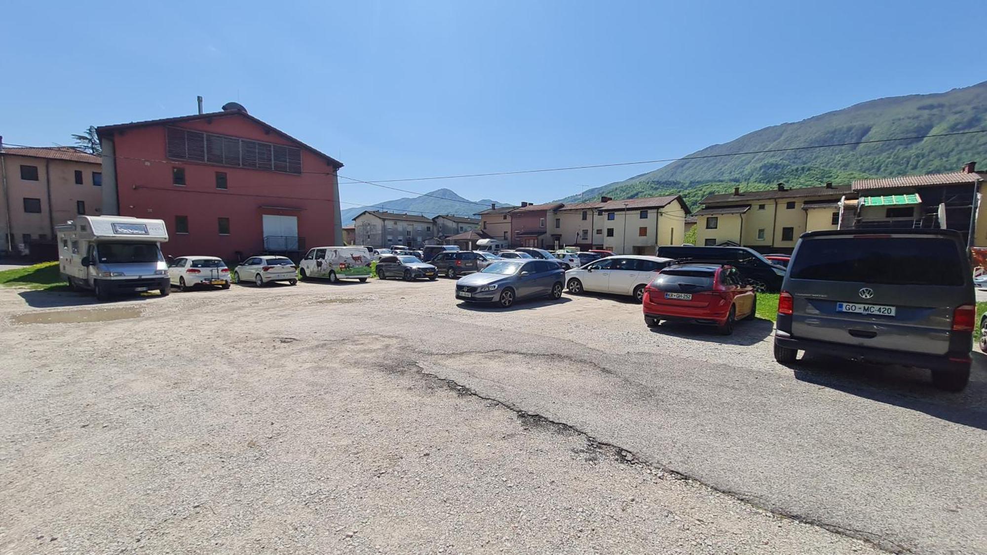 Hostel X Point Кобарід Екстер'єр фото