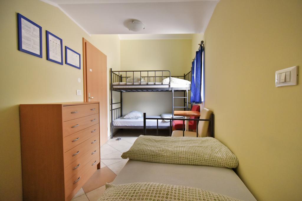Hostel X Point Кобарід Номер фото